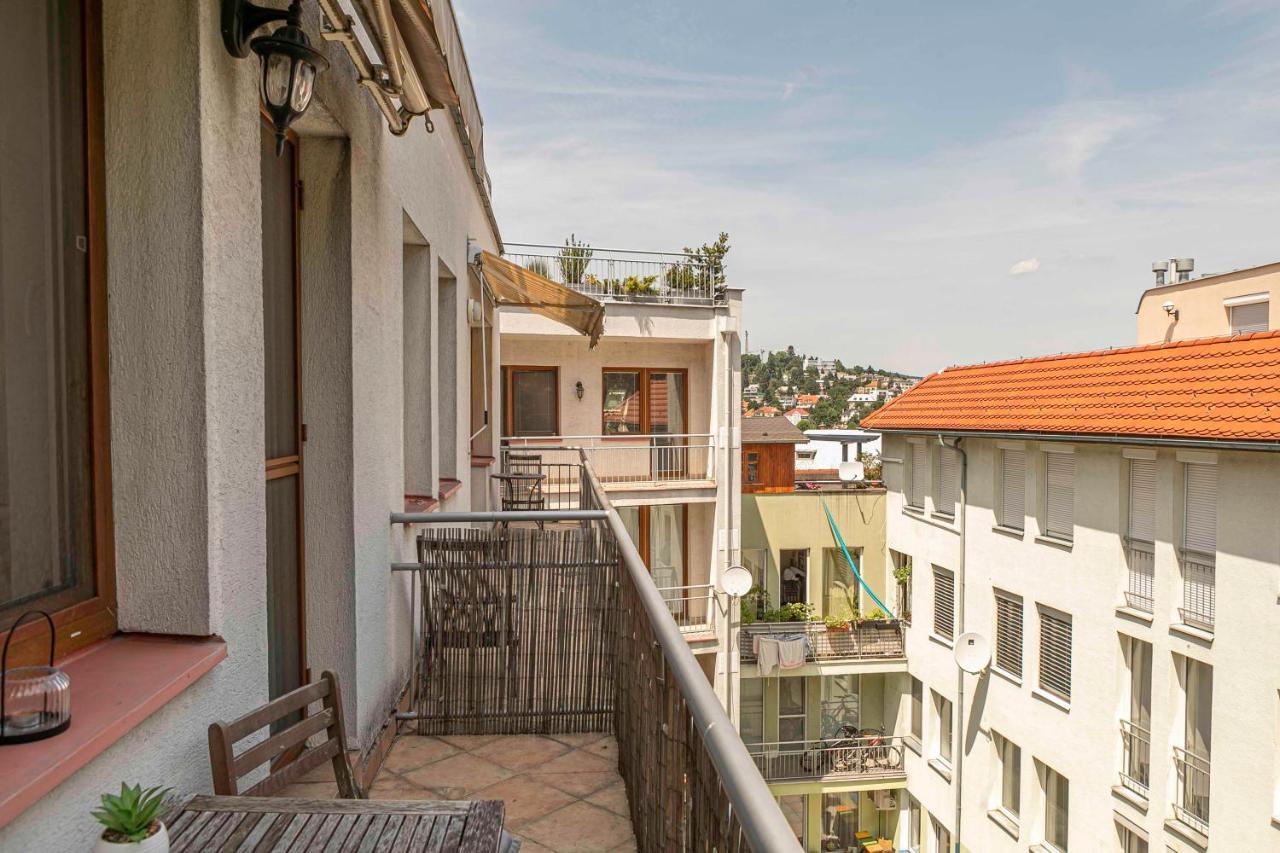 Castle View Apartment With Free Parking براتسيلافا المظهر الخارجي الصورة