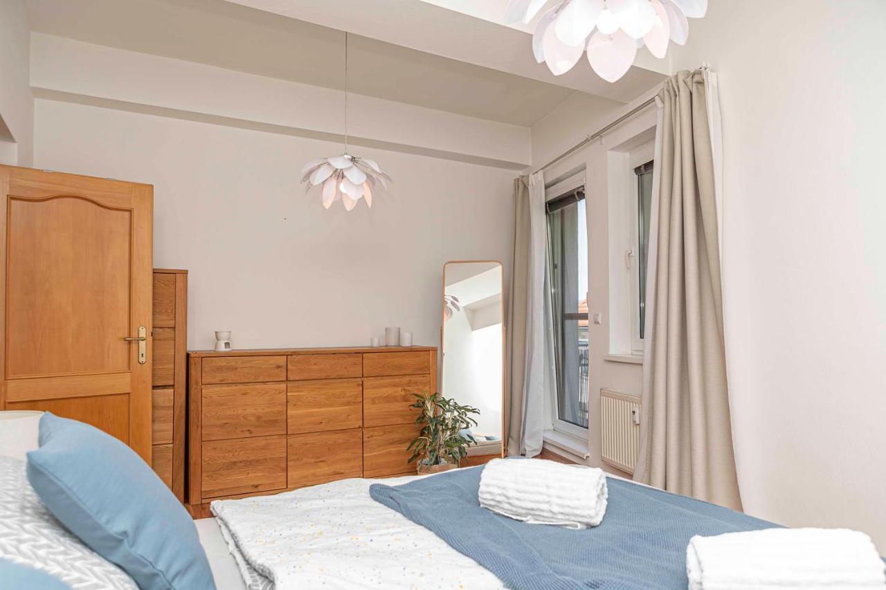 Castle View Apartment With Free Parking براتسيلافا المظهر الخارجي الصورة